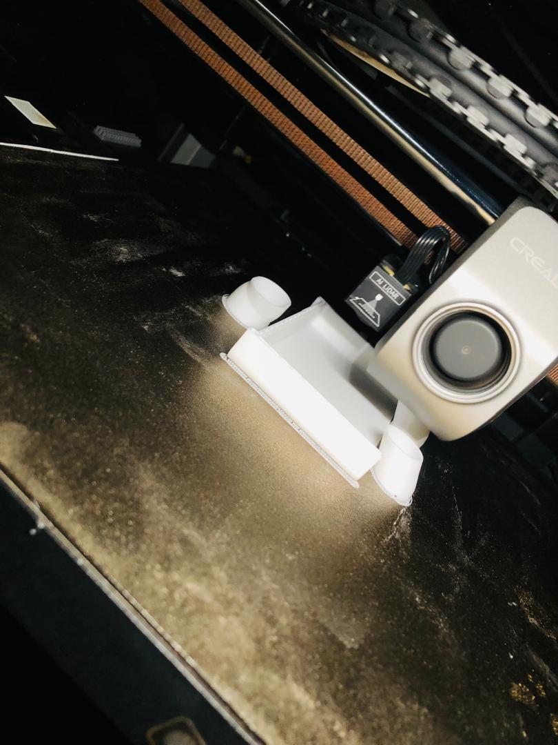 After the slicing process, I started 3D printing the TrailNAV cover.
